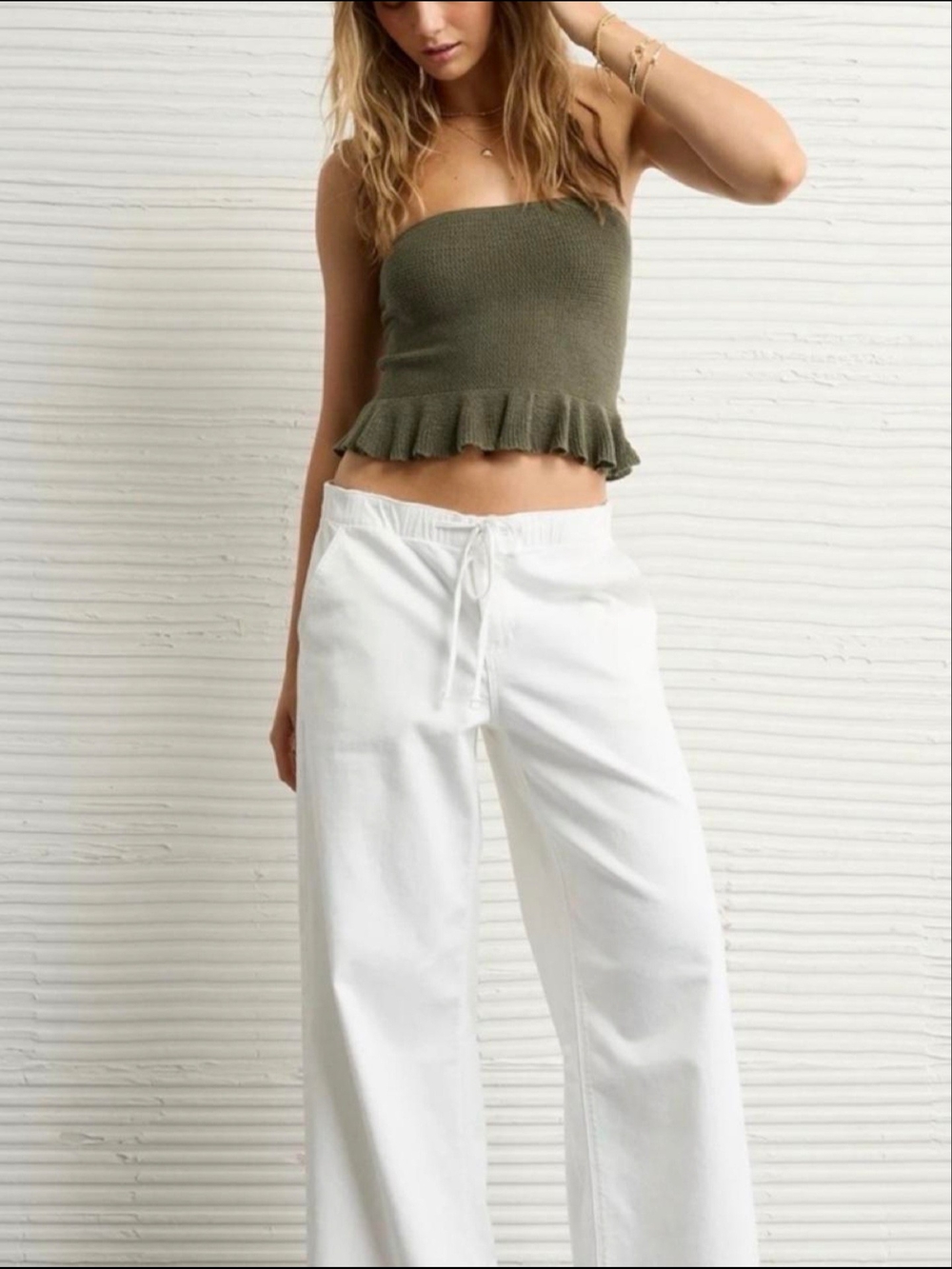 AE Dreamy Drape Low Rise Ultra Wide Leg Pull on Jeans, White